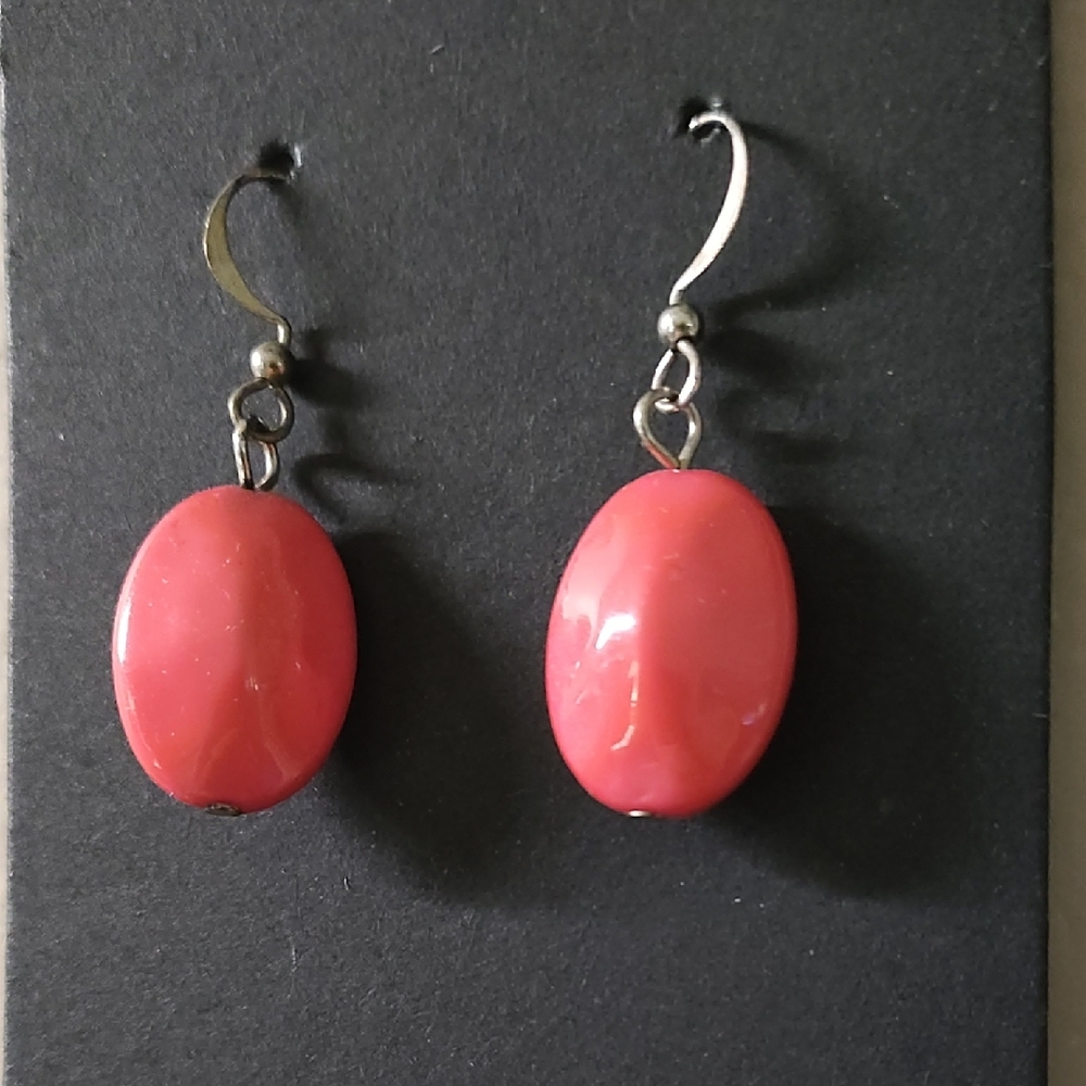 Elegant Pink Dangle Earrings
